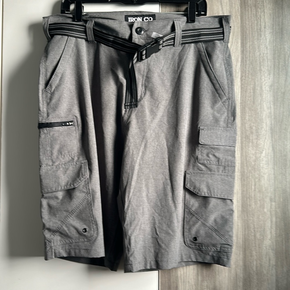 Simon Belted Stretch Microfiber Multi-Pocket Hybrid 11" Inseam Cargo Shorts Men